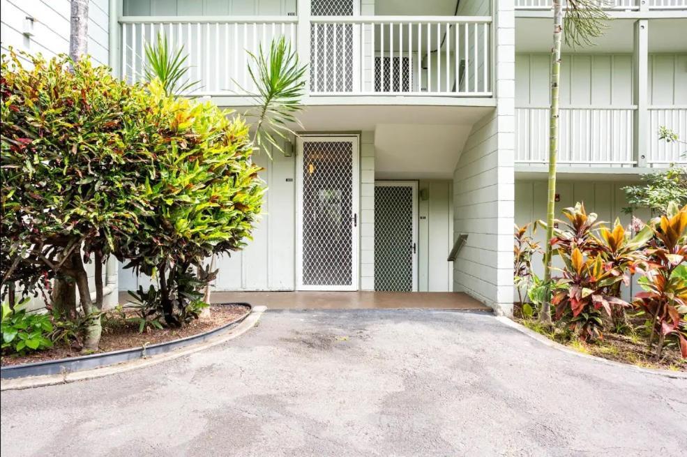Downtown Hawaiian Theme Condo With Hot Tub, Pool & Beach - Kona Islander Inn Kailua-Kona Buitenkant foto
