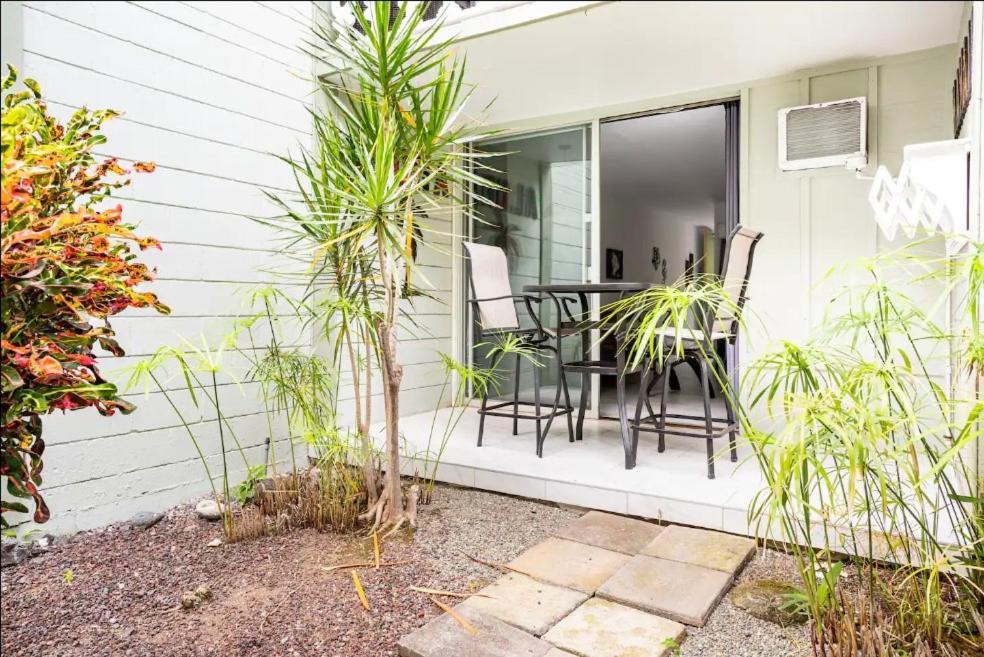 Downtown Hawaiian Theme Condo With Hot Tub, Pool & Beach - Kona Islander Inn Kailua-Kona Buitenkant foto