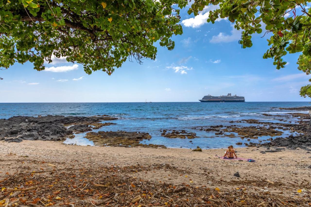 Downtown Hawaiian Theme Condo With Hot Tub, Pool & Beach - Kona Islander Inn Kailua-Kona Buitenkant foto