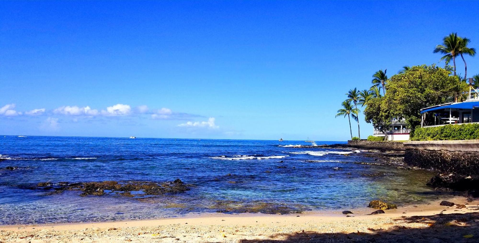 Downtown Hawaiian Theme Condo With Hot Tub, Pool & Beach - Kona Islander Inn Kailua-Kona Buitenkant foto