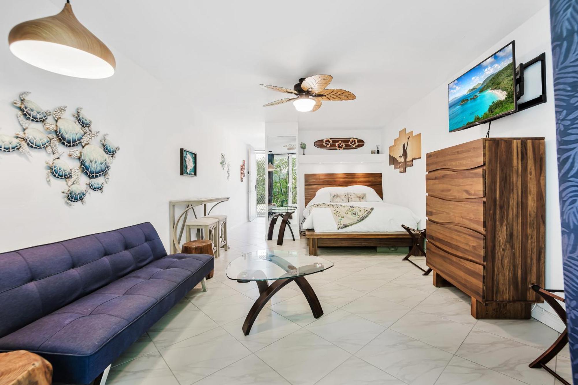 Downtown Hawaiian Theme Condo With Hot Tub, Pool & Beach - Kona Islander Inn Kailua-Kona Buitenkant foto